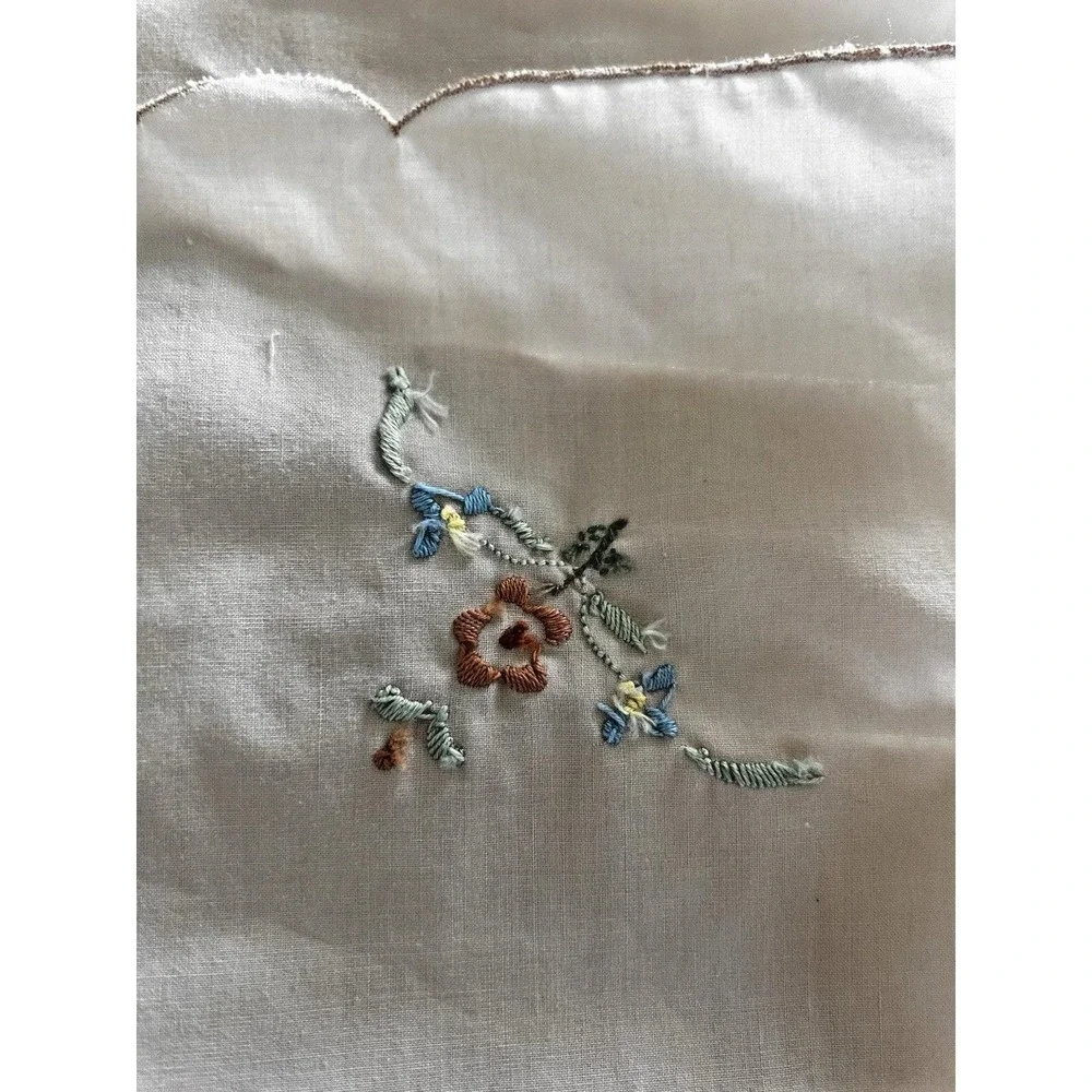 11 Embroidered Napkins Cream Cotton 16